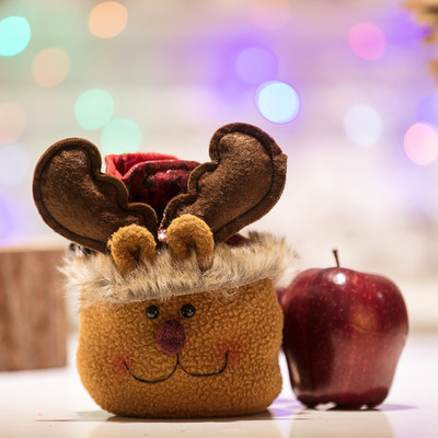 Dekoratív karácsonyi táskák 3D elemekkel több modellben