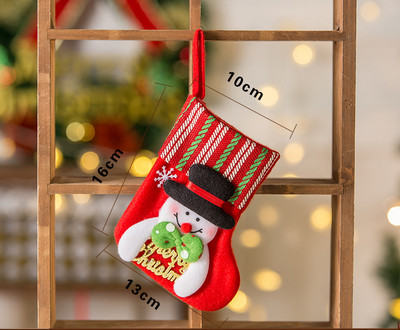 Dekoratív karácsonyi zokni többféle modellben