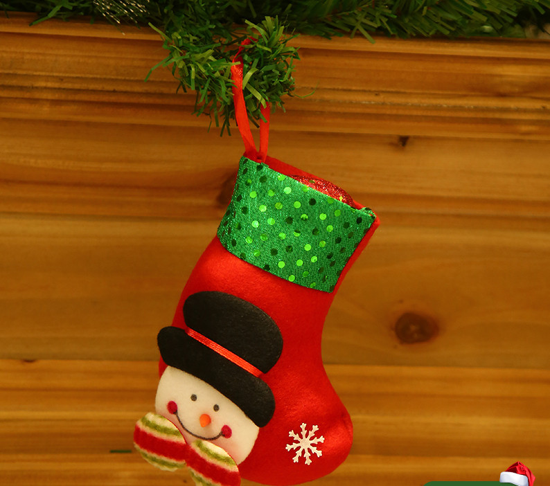 Kis dekoratív karácsonyi zokni különféle 3D dekorációkkal