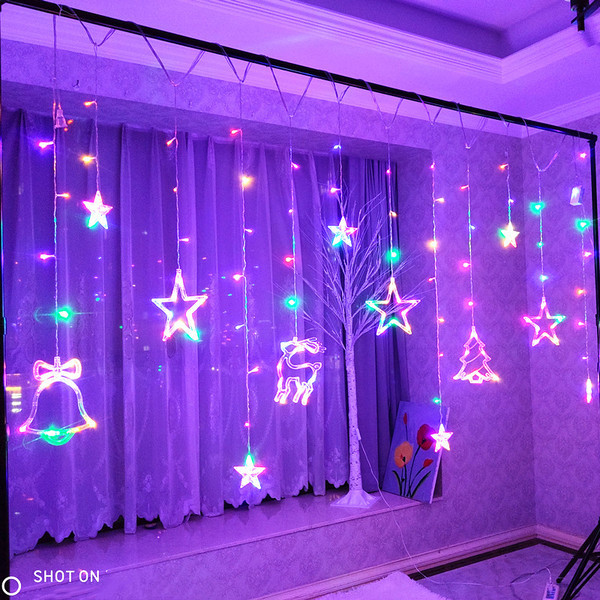 Χριστουγεννιάτικα φώτα που αναβοσβήνουν με μενταγιόν