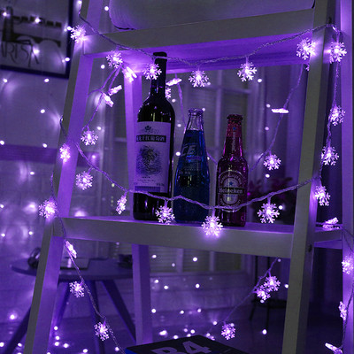 Χριστουγεννιάτικα φώτα σε σχήμα νιφάδας χιονιού