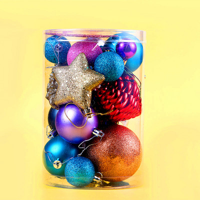 Karácsonyi játékok készlete a karácsonyfához több modellben