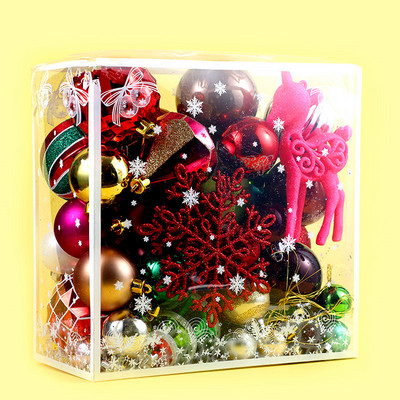 Karácsonyi játékok készlete a karácsonyfához több modellben