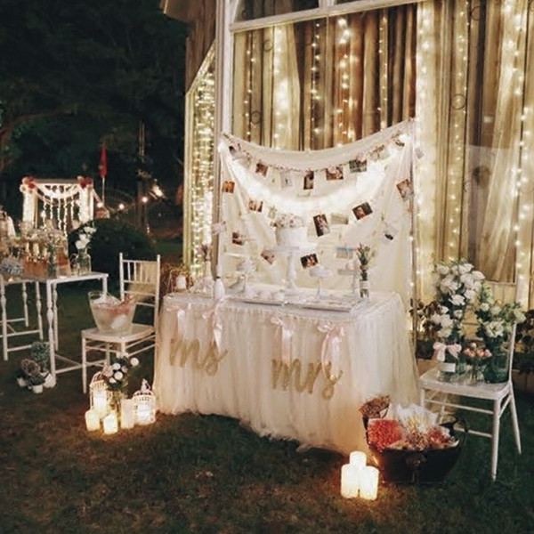 Užuolaidų tipo kalėdiniai šviestuvai kelių spalvų