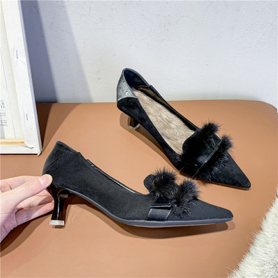 Modern női cipő pehellyel és 5 cm-es sarokkal, két modellben