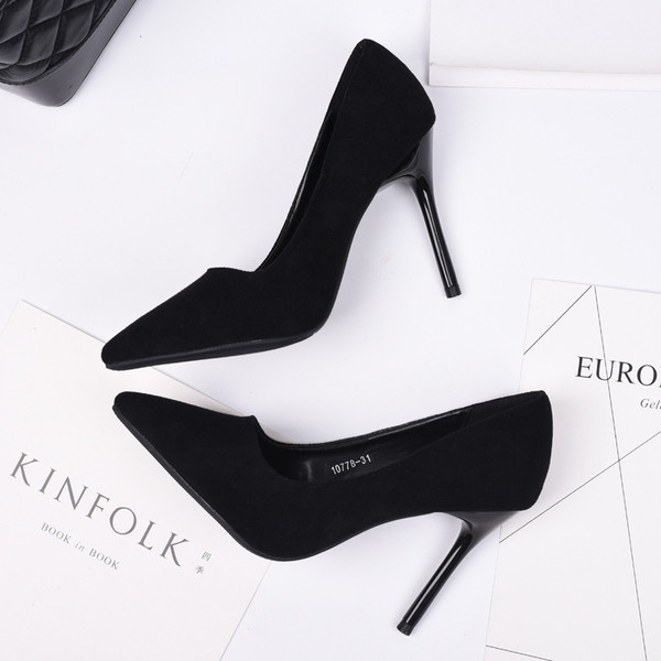 Tiszta bőrből vagy öko velúrból készült női cipő