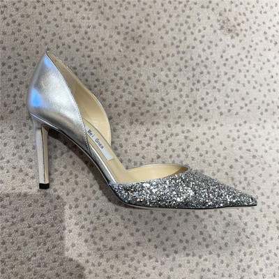 Modern női cipő brokáttal és vékony sarokkal