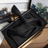 Stílusos női szatén cipő magas sarkú cipővel