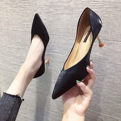 Modern női cipő 6 cm-es sarokmagassággal