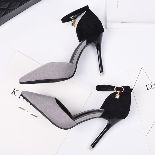 Modern női cipő hegyes modell, magas sarkú cipővel - több színben