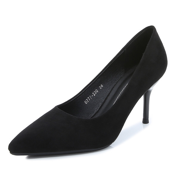 Női velúr cipő fekete színű sima modellben