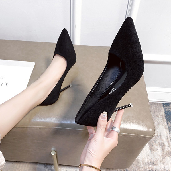 Modern női cipők - két modell 3 vagy 10 cm sarokmagassággal