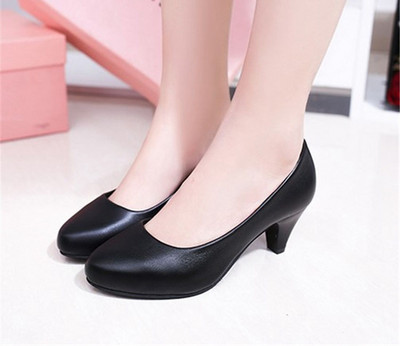 Női cipők 3 vagy 9 cm sarokmagassággal - több modell