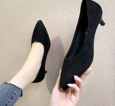 Női cipők 3 vagy 9 cm sarokmagassággal - több modell