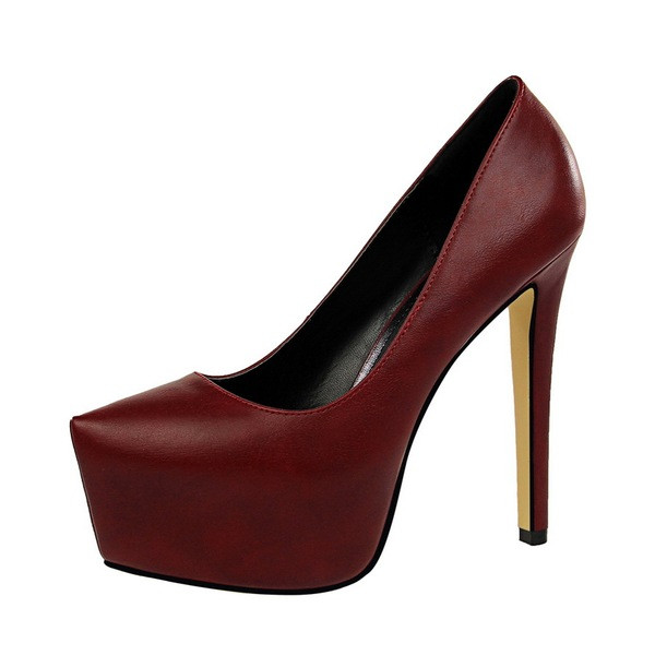 Modern női cipő eko bőrből, magassarkúval, két modellben