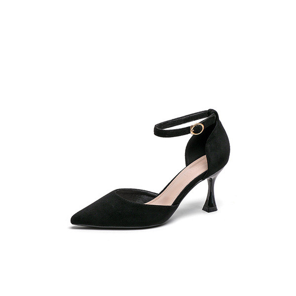 Öko velúrból készült alkalmi női cipő vékony sarkú - hegyes modellel