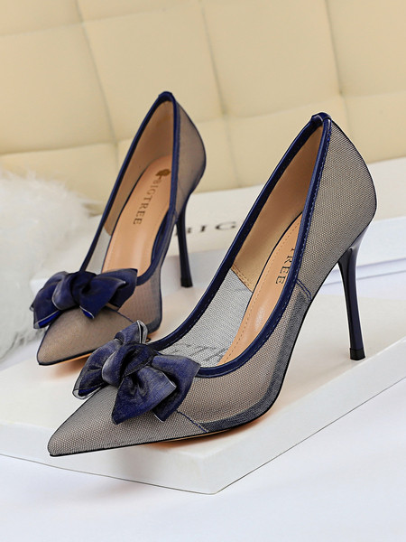 Modern női cipő hálóval és szalaggal