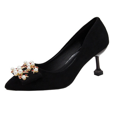 Elegáns női gyöngyös öko velúr cipő