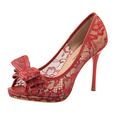 Női csipkecipő kivágott modellje 9,5 cm sarok - két modell