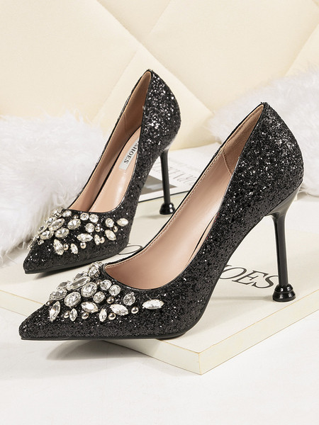 Stílusos női cipő fényes részecskékkel és kövekkel - 6 vagy 9 cm-es sarok