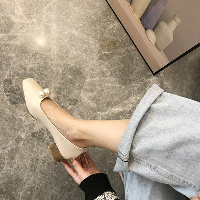 Műbőrből készült alkalmi női cipő sarokmagasság 4,5 cm