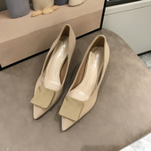 Modern női magassarkú cipő 8 cm - hegyes modell