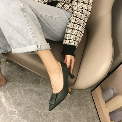 Női alkalmi cipő öko bőrből - hegyes modell