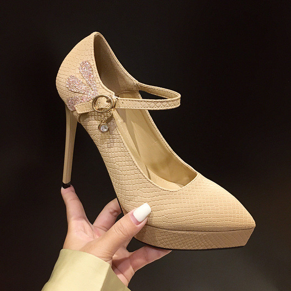 Pántos női cipő 13 cm vékony sarokkal