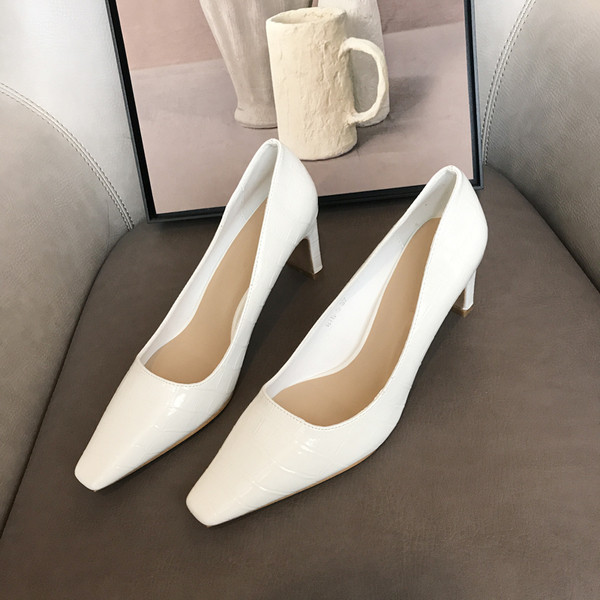 Öko bőrből készült női cipő mindennapi használatra