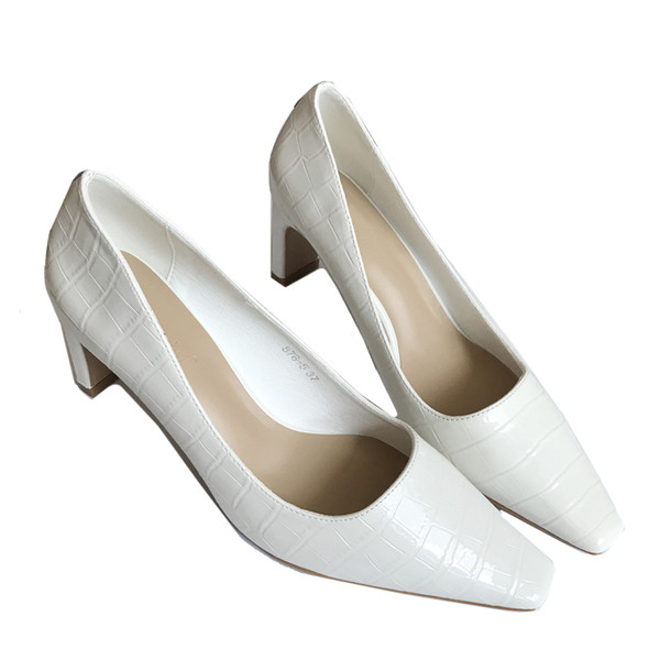 Öko bőrből készült női cipő mindennapi használatra