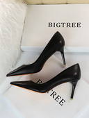 Stílusos női cipő eko bőrből, 7,5 cm vagy 10,5 cm sarokkal