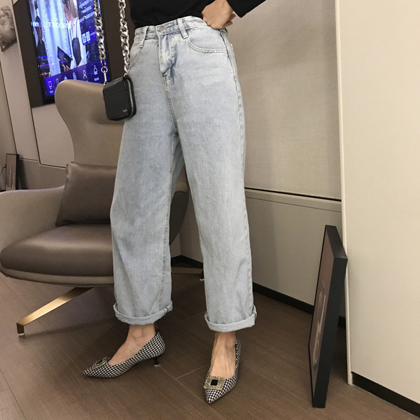 Modern női cipő 3 cm-es sarokmagassággal - hegyes modell