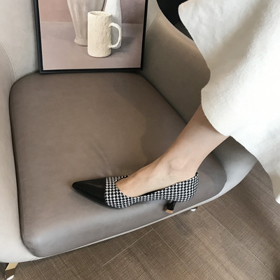 Textilből és öko bőrből készült női cipők - két modell