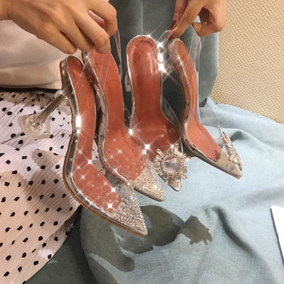 Naujas moteriškų silikoninių batų su akmenukais modelis - smailus modelis
