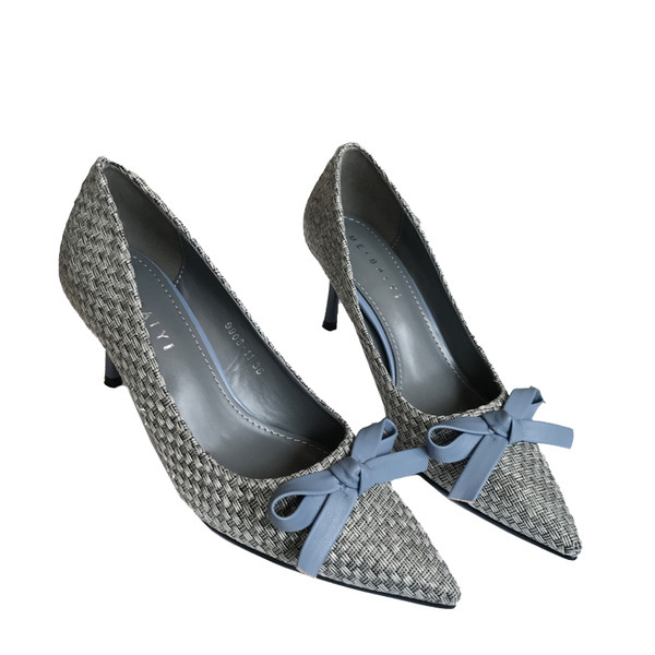 Γυναικεία casual παπούτσια με τακούνι 6,5 cm - δύο μοντέλα