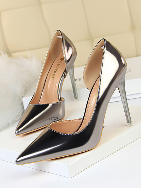 Bőr női hegyes cipő, vékony 10,5 cm-es sarokkal