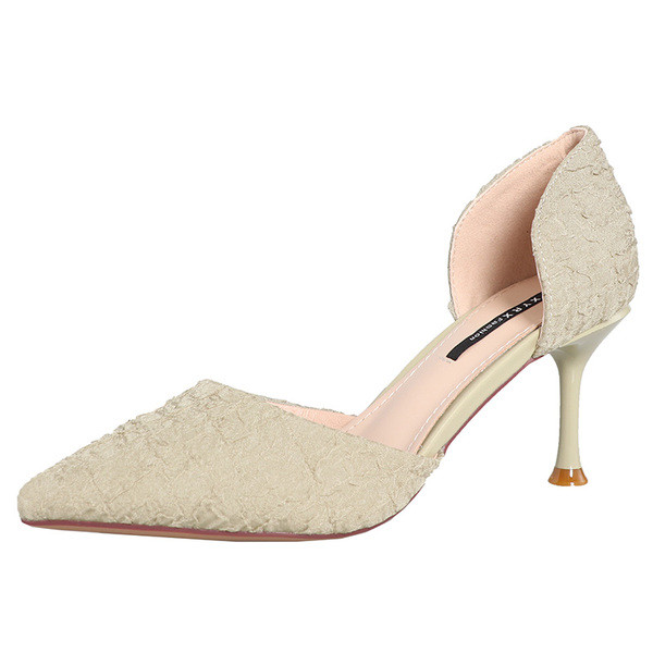 Modern női cipő hegyes modell 7 cm sarokkal