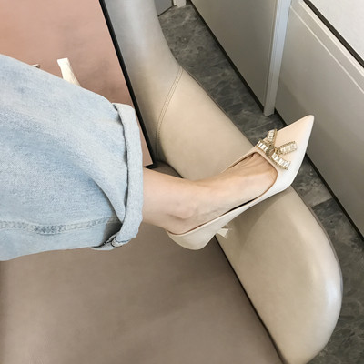 Női velúr cipő sarkú - különböző modellek