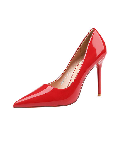 Hegyes modell női lakkcipő 10 cm-es sarokkal