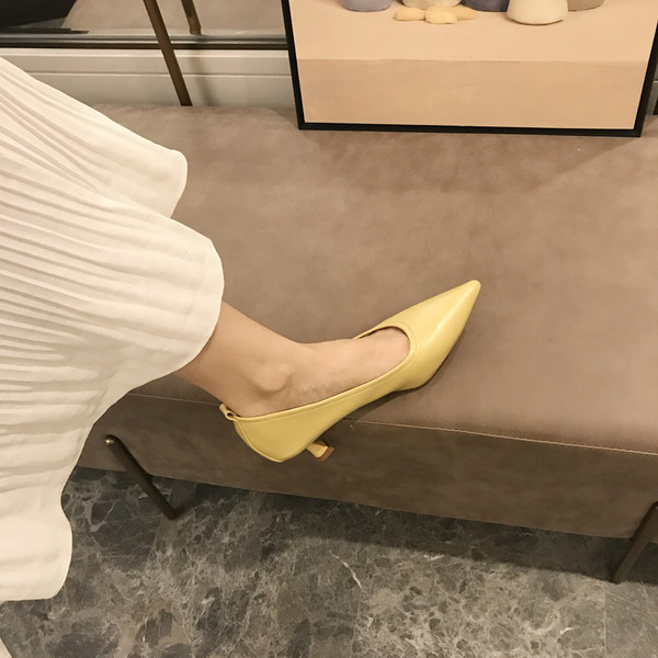 Női alkalmi cipő közepes sarkú - különböző modellek