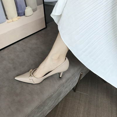 Γυναικεία παπούτσια από οικολογικό δέρμα με τακούνι 6 cm