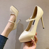 Vékony sarkú, pántos női cipő