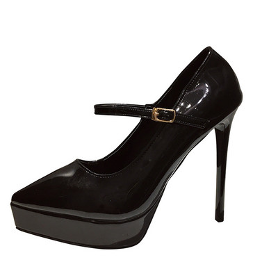 Vékony sarkú, pántos női cipő