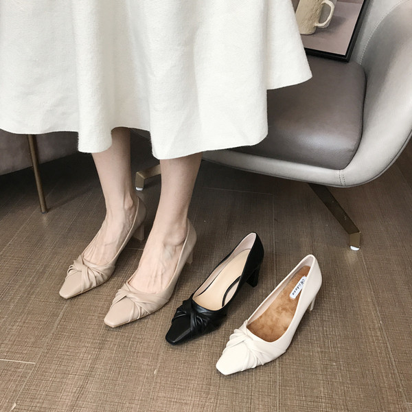 Új modell női cipő műbőr sarokkal