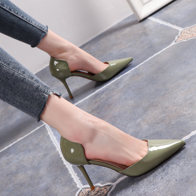 Elegantne ženske lakirane cipele na visoku petu - 8 cm