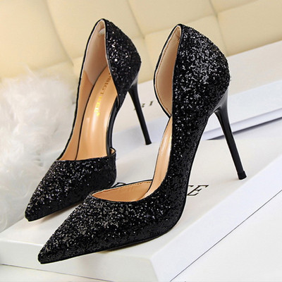 Fényes női magassarkú cipő két modellben