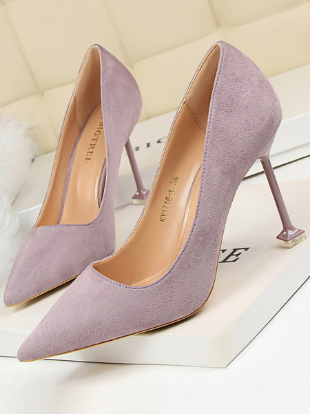 Κλασικό μοντέλο γυναικεία παπούτσια με τακούνι