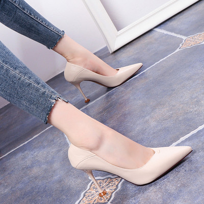 Μοντέρνα κομάό γυναικεία παπούτσια-κλασικό μοντέλο