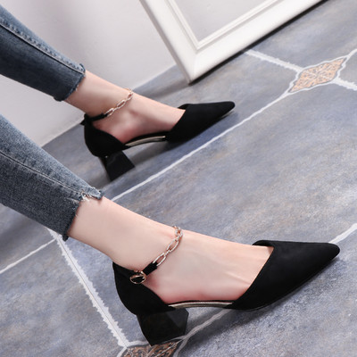 Női alkalmi cipő alacsony vastag sarkú - hegyes modell