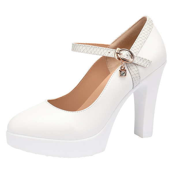 Γυναικεία παπούτσια ψηλοτάκουνα από οικολογικό δέρμα